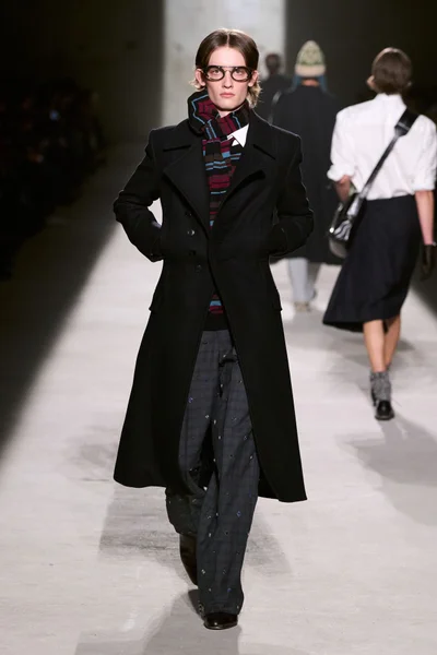 Look 66